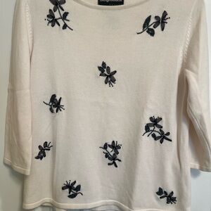 SAG HARBOR Cream Sweater with Black Floral Embroidery